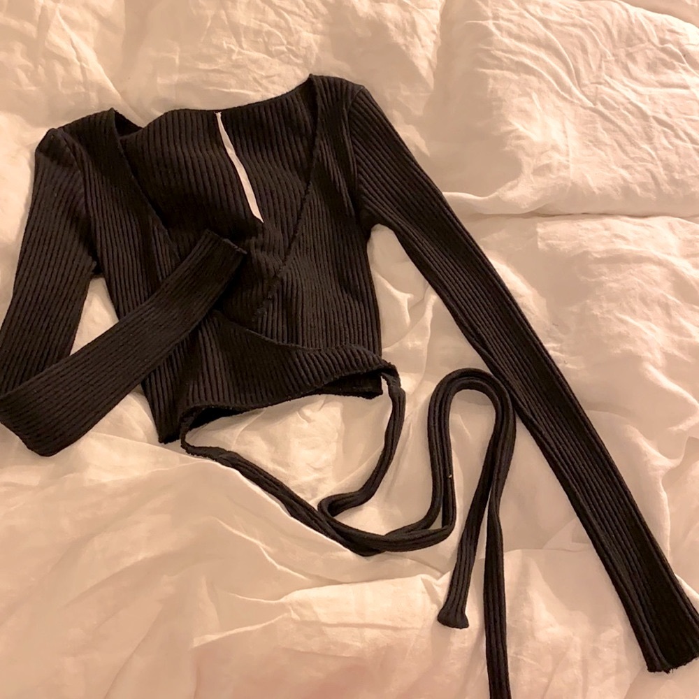 ARE YOU AM I Black Ribbed Long Sleeve Top